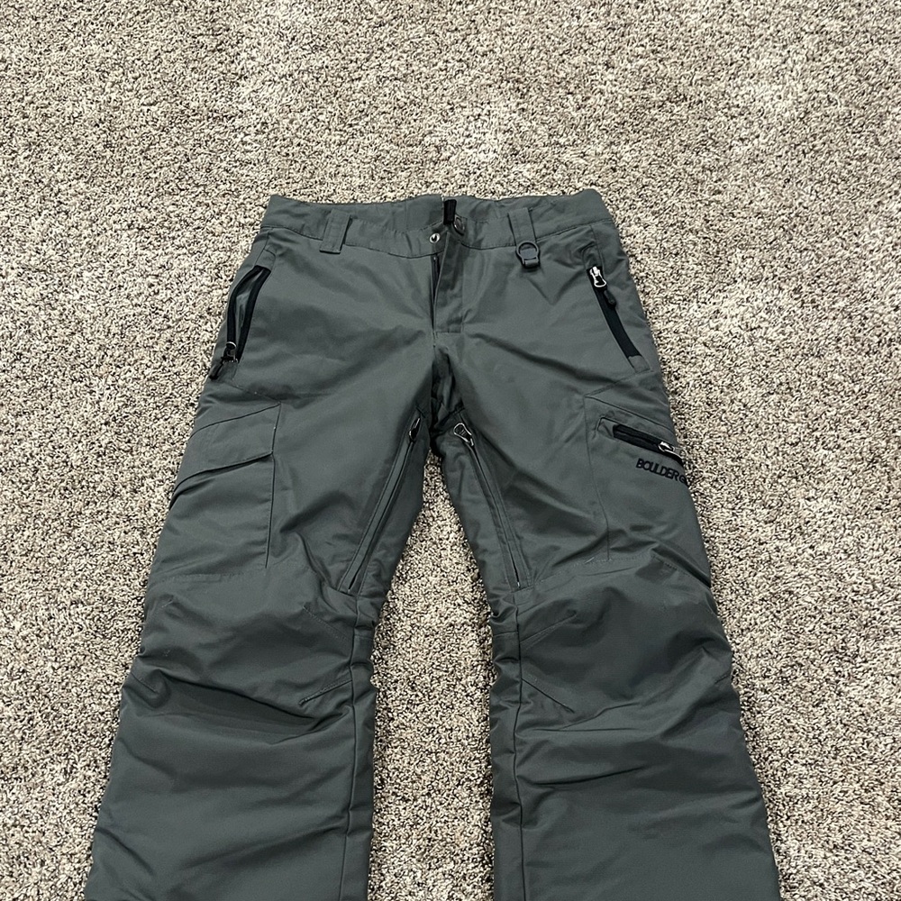 Kids size small boys snow pants gray